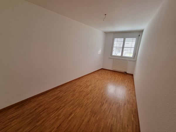 02501 - Appart. 1½ PCES - RUE LOCARNO 2 - FRIBOURG 4