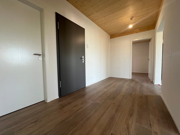 06033 - Appart. 3½ PCES - CH. HIRONDELLES 4 - FRIBOURG 10