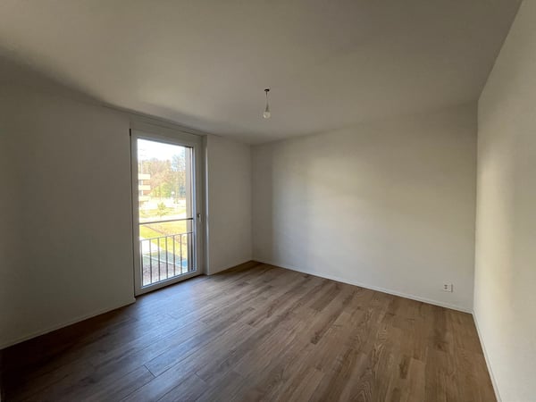 05662 - Appart. 4½ PCES - IMP. CHAMP-RIOND 20 - MATRAN 9