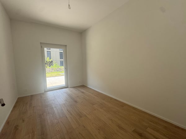 05583 - Appart. 3½ PCES - IMP. CHAMP-RIOND 8 - MATRAN 8