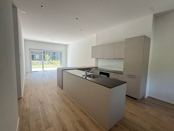 05583 - Appart. 3½ PCES - IMP. CHAMP-RIOND 8 - MATRAN 4