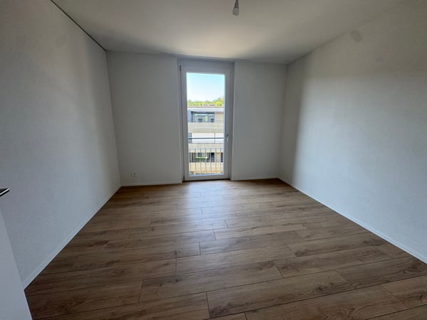 05634 - Appart. 3½ PCES - IMP. CHAMP-RIOND 12 - MATRAN 9