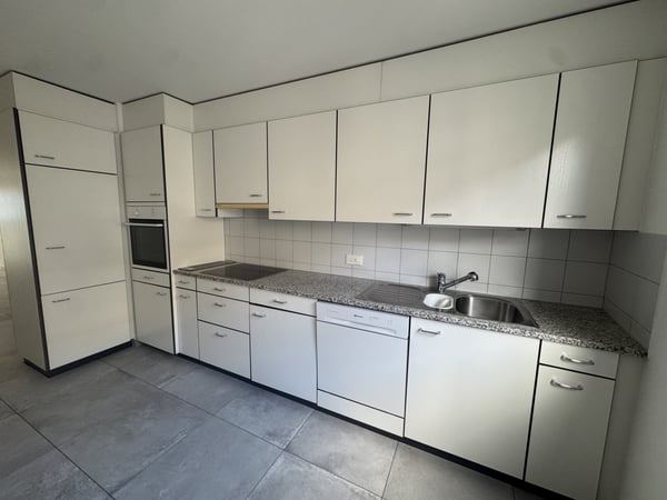 02507 - Appart. 2½ PCES - RUE LOCARNO 2 - FRIBOURG 3