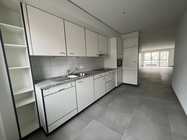 02522 - Appart. 4½ PCES - RUE LOCARNO 4 - FRIBOURG 1