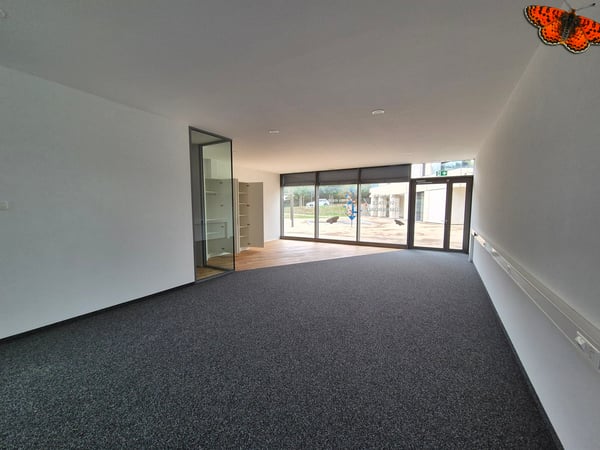 SURFACE DE 220 M² IDEALE POUR UN BUREAU CLASSE ! 1