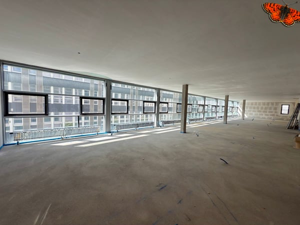 Surface brute idéalement située ! 3