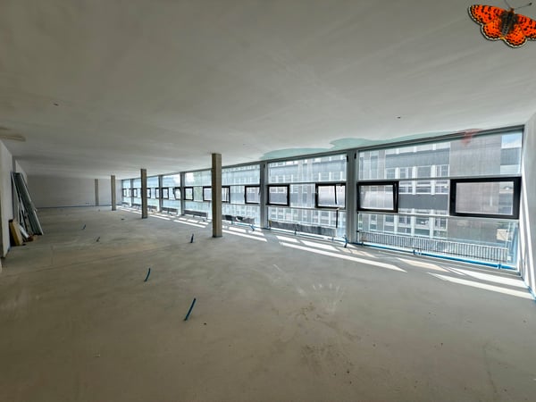 Surface brute idéalement située ! 2