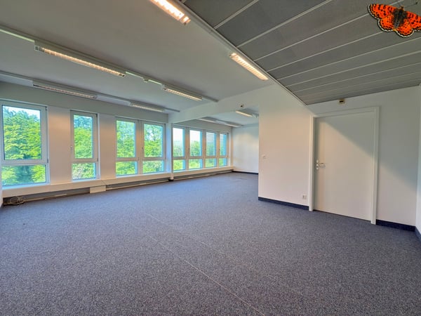 Surface administrative de 65 m² dans un quartier d'affaires de renom ! 2