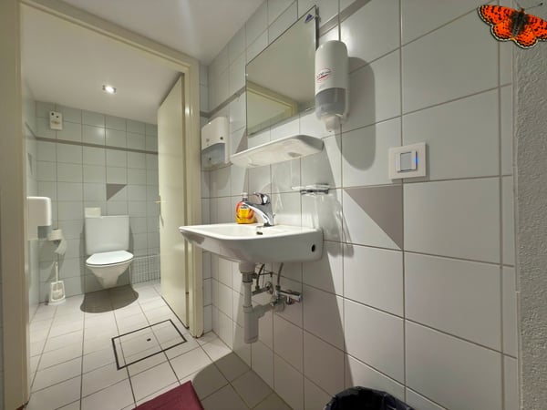 Surface administrative proche du centre-ville 5