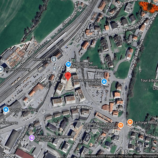 SURFACE BRUTE VITREE DE 6M² - En face de la Gare de Romont ! 6