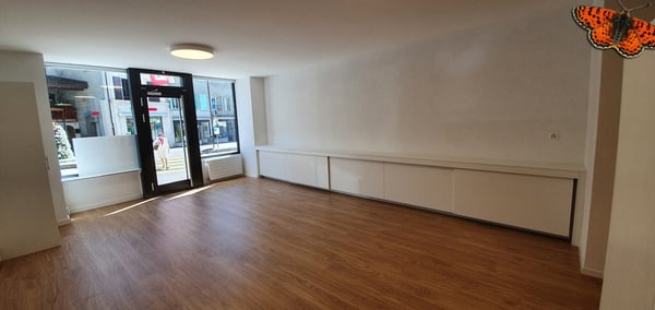 Belle surface commerciale de 114m² au coeur de Payerne 1
