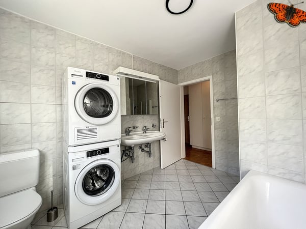 Lumineux 1½ pièces avec jardin d'hiver d'une surface totale de 128 m²! 13