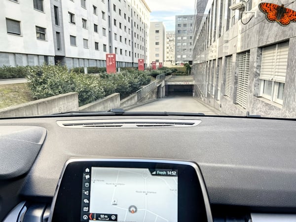 FRIBOURG - Place de parc voiture intérieure 4