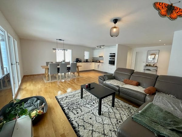 1 ½ PIÈCES AVEC JOLI BALCON ! 4