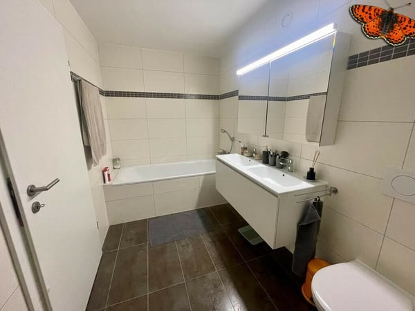 1 ½ PIÈCES AVEC JOLI BALCON ! 6