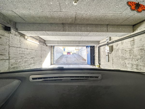 FRIBOURG - Place de parc voiture intérieure 3