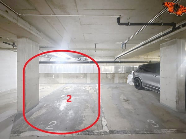 FRIBOURG - Place de parc voiture intérieure 2