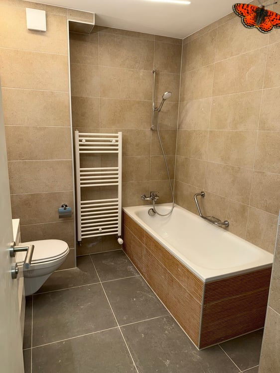 CHARMANT 1½ PIECES ENTIEREMENT RENOVE - AU COEUR DE ROMONT ! 2