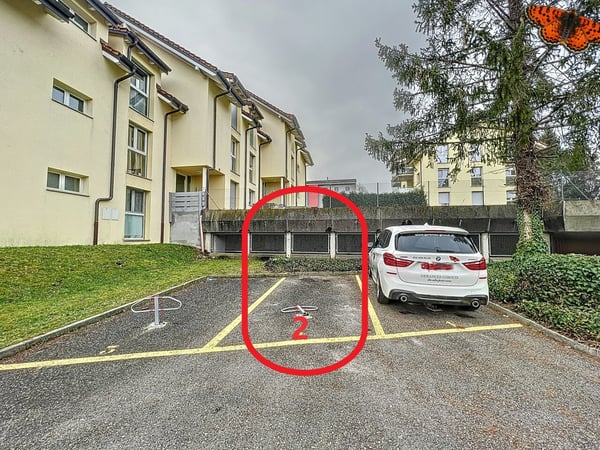 1 ½ PIÈCES - Avec une terrasse! 10