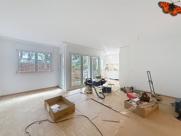 1 ½ PIÈCES - Avec une terrasse! 3