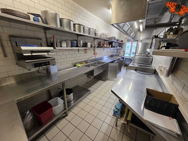 RESTAURANT A LOUER - Vieille Ville de Romont 7