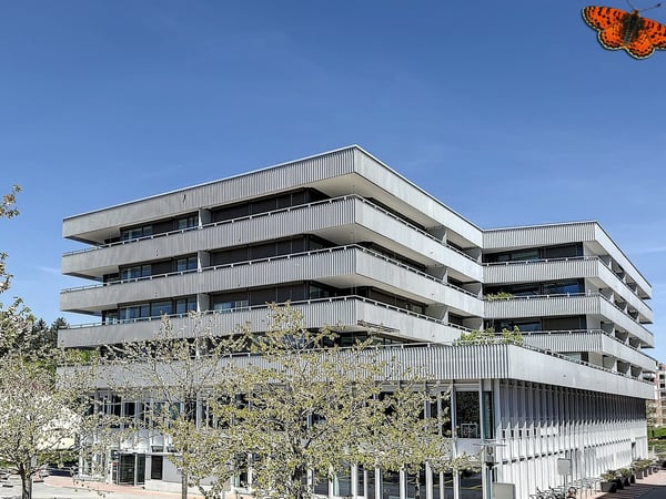 2½ PIÈCES- Récent avec un balcon 10