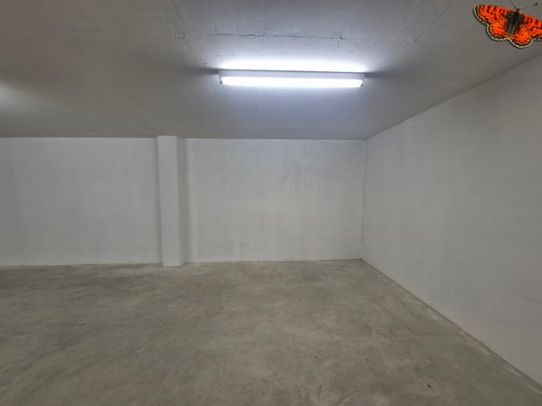GRAND DEPÔT DE 52 M² A LOUER - SIVIRIEZ 4