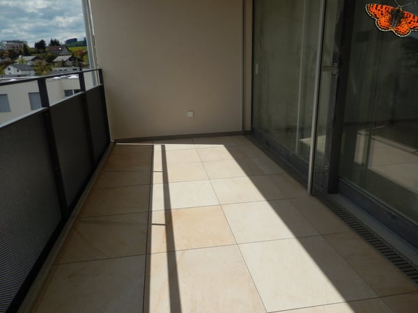 MAGNIFIQUE 2½ PIECES - Grand balcon avec vue dégagée ! 5