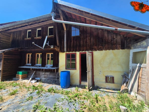 DUPLEX 2 ½ PIECES DANS UNE ANCIENNE FERME 2