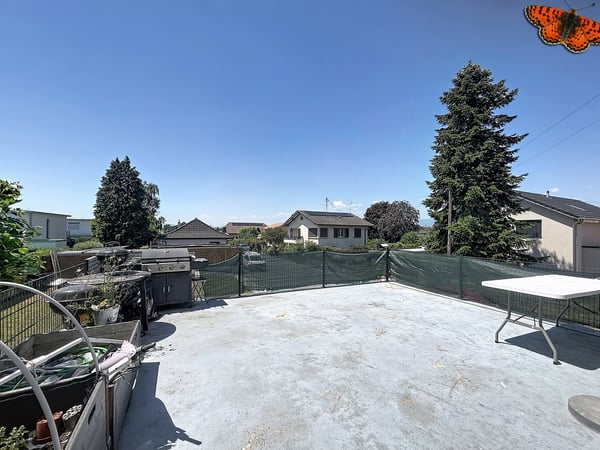 3½ PIÈCES - Avec terrasse et jardin 2