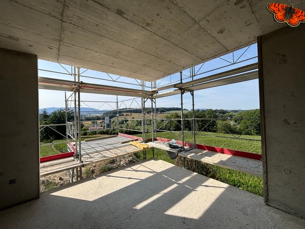 Superbe duplex de 4,5 pces idéalement situé avec free cooling 3