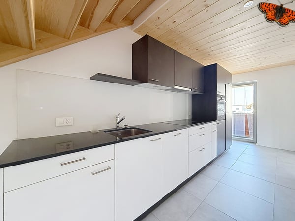 3 ½ PIÈCES - EN DUPLEX !