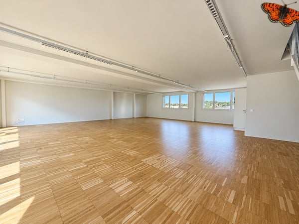 125 m² de bureaux modernes - à vous de choisir votre étage ! 3