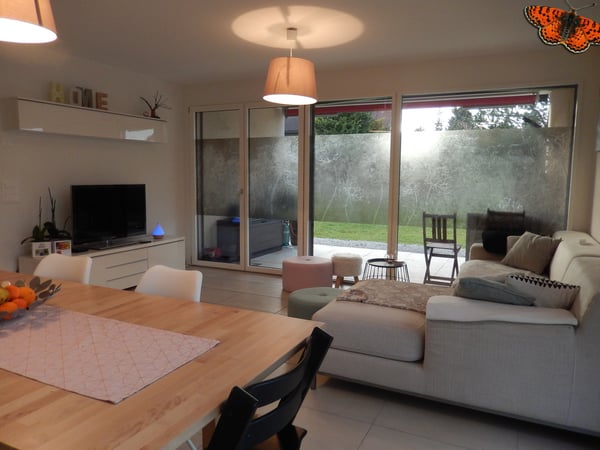 3 ½ PIÈCES AU REZ-DE-CHAUSSÉE - avec jolie terrasse ! 2