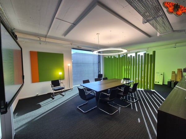 OPPORTUNITE - GRANDS BUREAUX A LOUER - BULLE 1