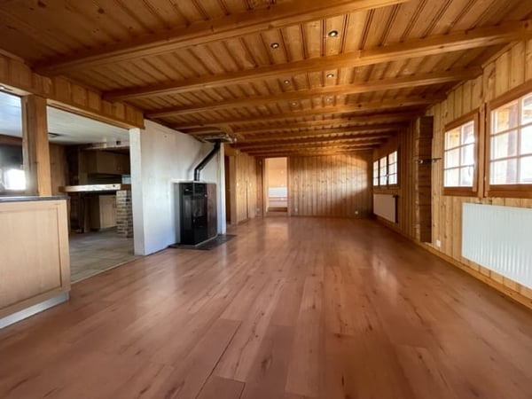 Einzelchalet mit 5,5 Zimmern + Anbau 2