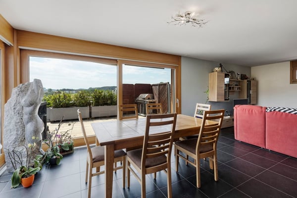 Vrai attique occupant tout le dernier étage 19