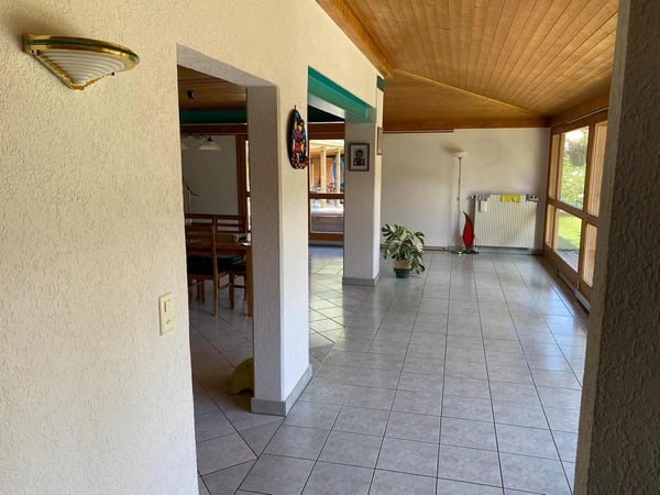 Immeuble locatif avec maison indépendante, bureaux et garages-boxes 7