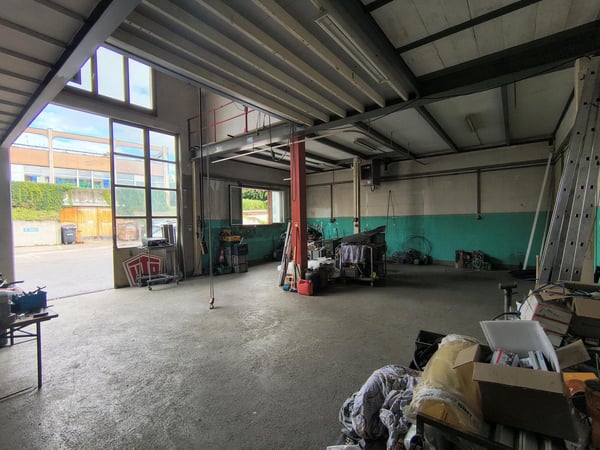 Local commercial au rez 2