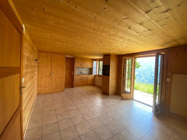A louer à l'année aux Posses sur Bex joli appartement de 2 pièces au r 1