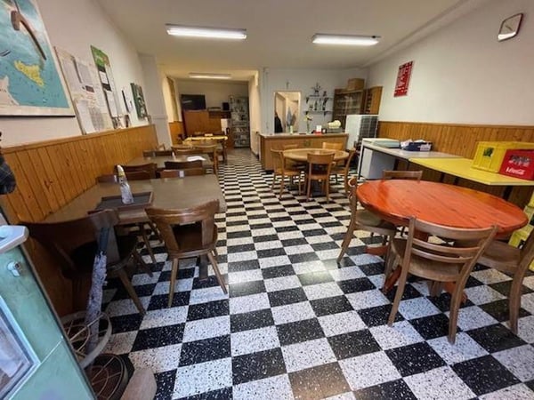 Surface commerciale au centre de la ville d'Orbe 2