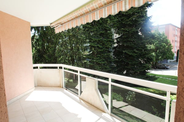 Appartement 4.5 pièces, situé au 1er étage avec balcon 4