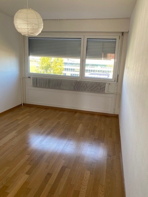 Appartement de 1.5 pièces avec balcon à Nyon 2