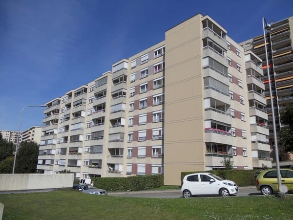 Appartement de 3.5 pièces au 4ème étage avec balcon à Lausanne 13