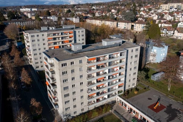 Appartement de 2 pièces au 6ème étage avec balcon à Renens 9