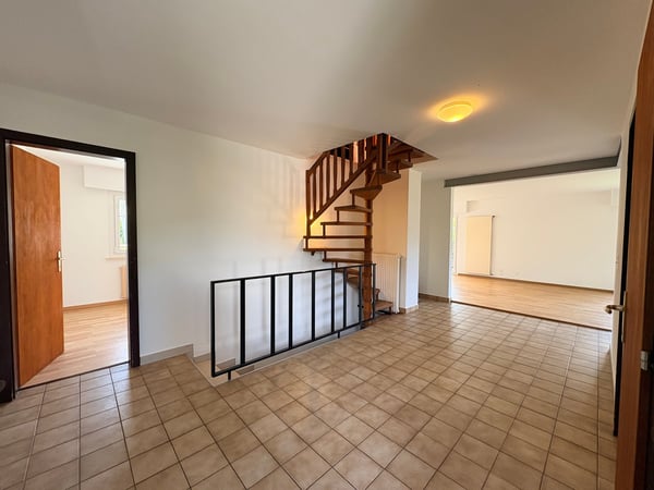 Bex : à louer charmant maison individuelle de 5.5 pièces 5