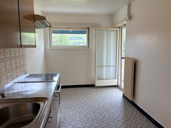 Bex : à louer Charmant appartement de 3,5 pièces avec balcon 8