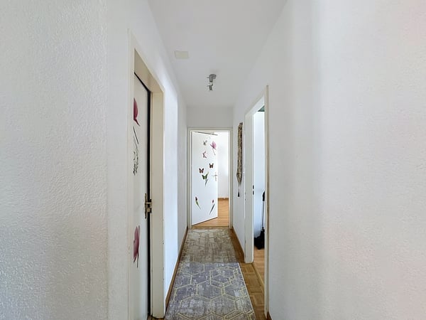 Appartement lumineux et proche des commodités avec loggia/balcon 7
