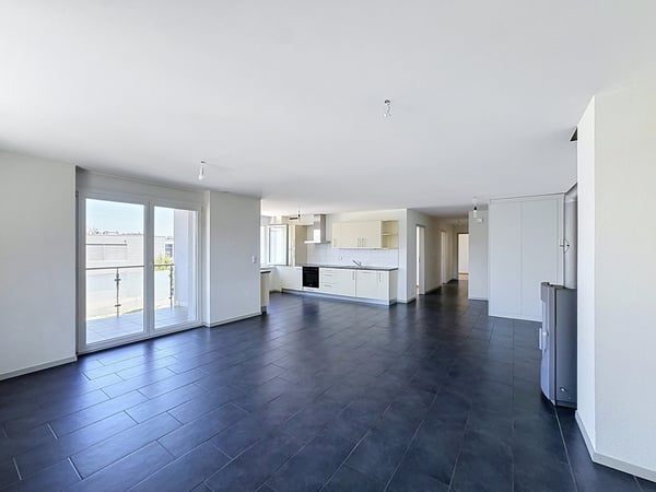 Appartement de 4.5 pièces lumineux avec balcon. 1