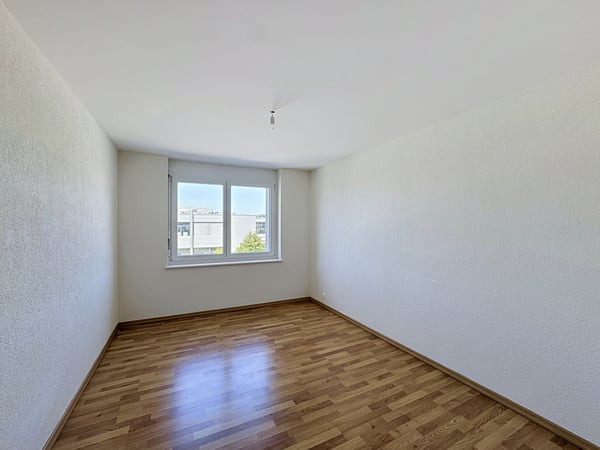 Appartement de 4.5 pièces lumineux avec balcon. 6